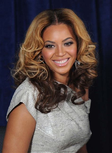 beyonce age in 2010